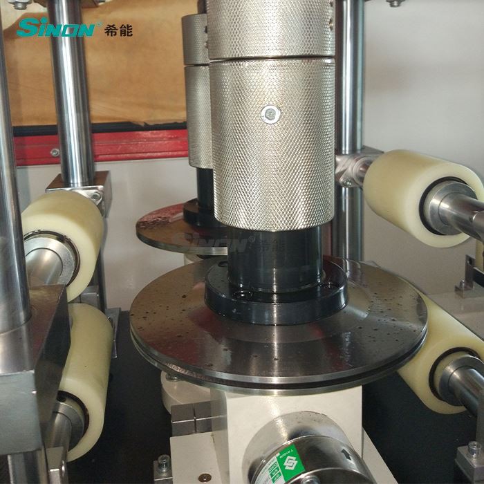 thermal break assembly machine (13)